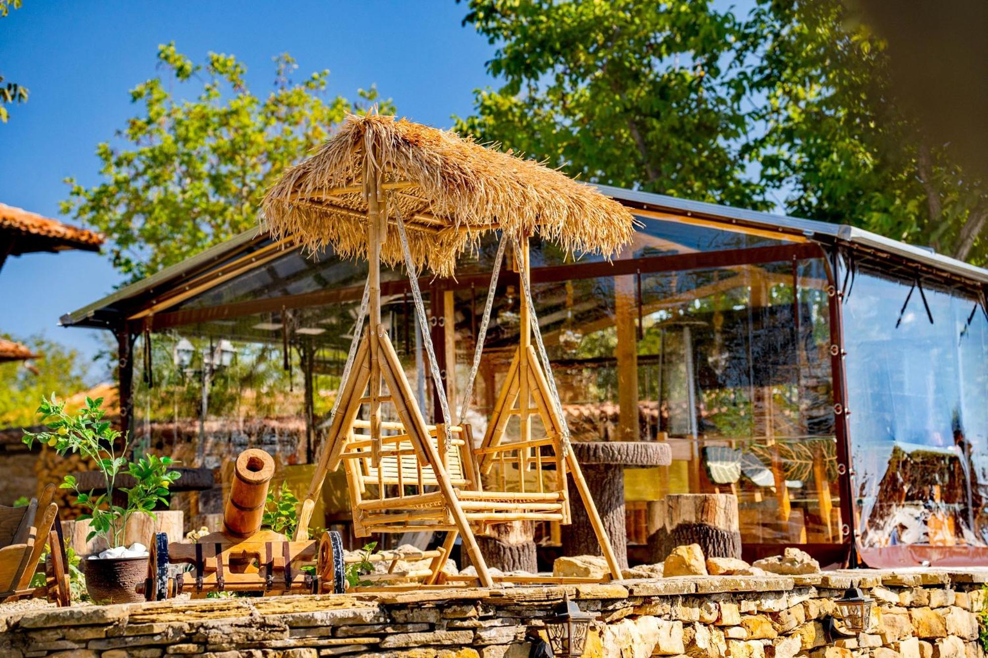 Complex Arbanashki Style-Panoramic View With Summer And Winter Terrace, Jacuzzi, Sauna, Children'S And Adult Area With Cinema Summer Arbanasi Exterior foto