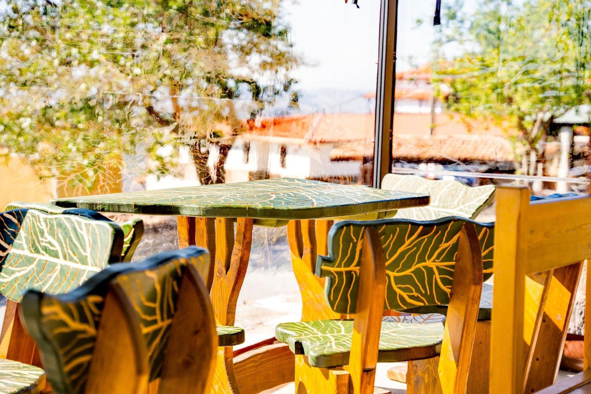 Complex Arbanashki Style-Panoramic View With Summer And Winter Terrace, Jacuzzi, Sauna, Children'S And Adult Area With Cinema Summer Arbanasi Exterior foto