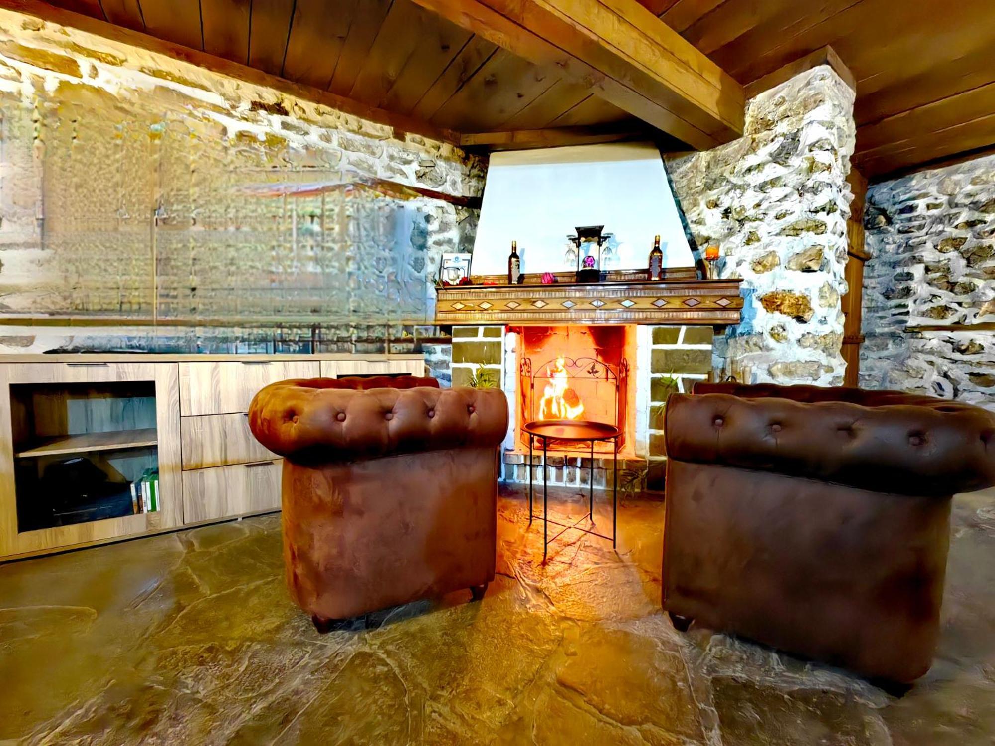 Complex Arbanashki Style-Panoramic View With Summer And Winter Terrace, Jacuzzi, Sauna, Children'S And Adult Area With Cinema Summer Arbanasi Exterior foto